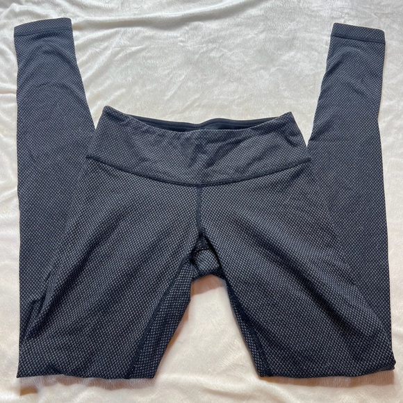 lululemon Sz 4 Winder Under Black Leggings - Picture 2 of 8